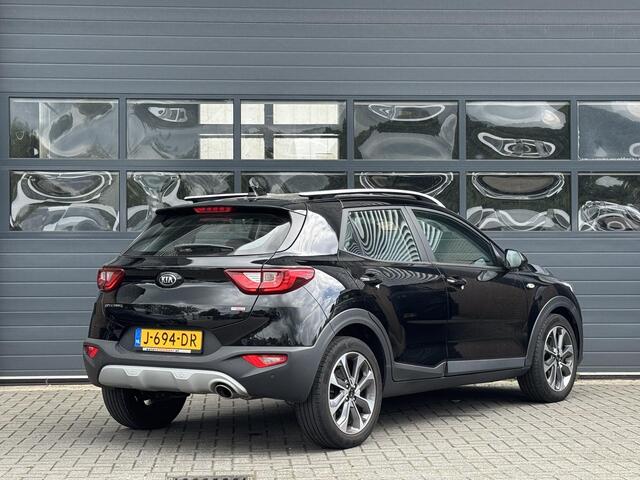 KIA Stonic 1.0 T-GDI DYNAMICLINE I AUTOMAAT I ACHTERUITRIJCAMERA I CARPLAY I CRUISE CONTROL I NAVIGATIE