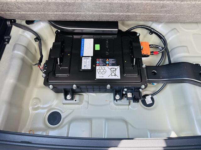 KIA Stonic 1.0 T-GDi MHEV DynamicLine Automaat DCT7 Clima | Navi | Cruise | Camera | PDC | DAB+