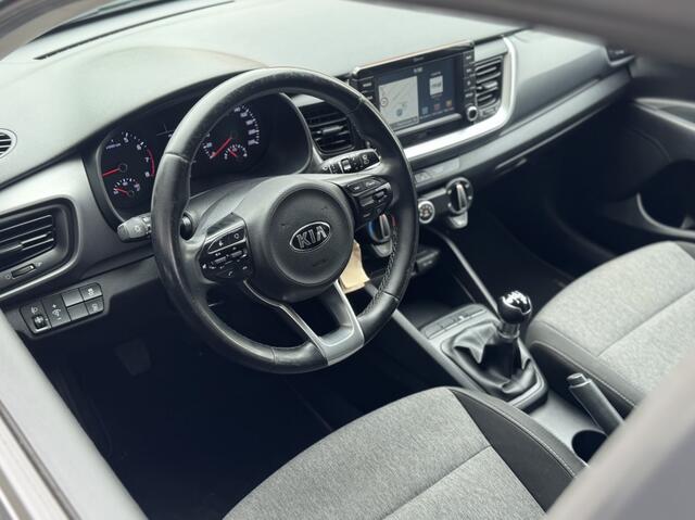KIA Stonic 1.2 MPi Cruise Airco Carplay Camera