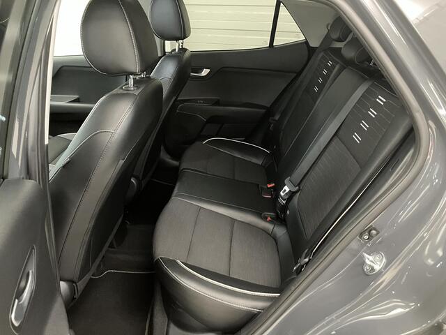 KIA Stonic 1.0 T-GDi MHEV GT-Line / Navigatie / Half-Lederen Bekleding / Fabrieksgarantie t/m 03-2029 / Stoel- en Stuurverwarming / Climate Control / Camera /
