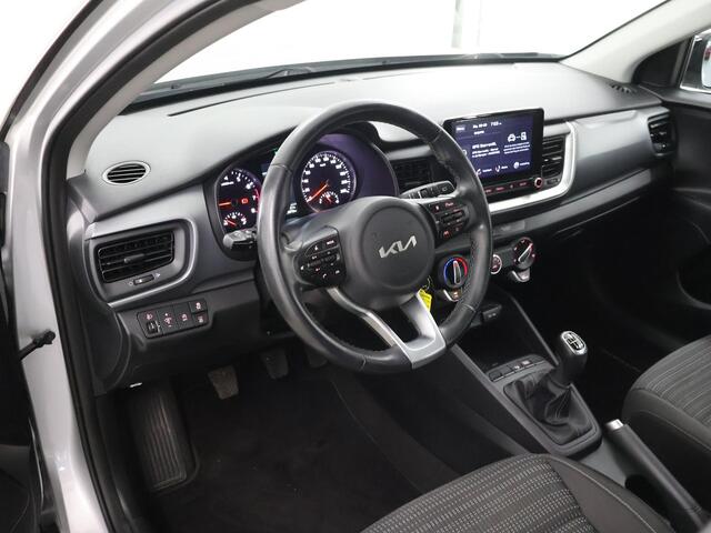 KIA Stonic 1.0 T-GDi MHEV DynamicLine | Parkeercamera | Bluetooth | Airco | Cruise Control | Navigatie via Carplay |