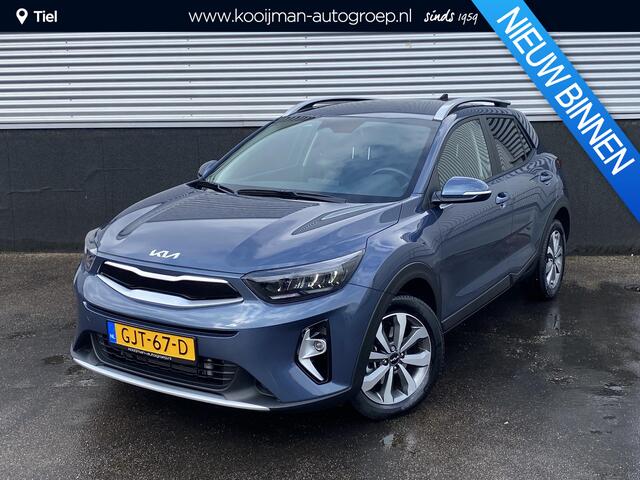 KIA Stonic 1.0 T-GDi MHEV DynamicPlusLine Stoel- & stuurverwarming, Nieuw geleverd, NL-auto, navigatie, Apple CarPlay/Android Auto, camera, keyless, cruise control, zeer lage km stand!