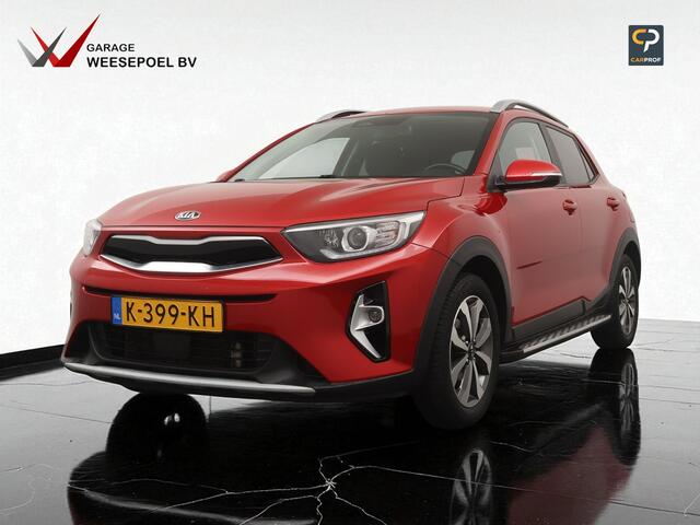 KIA Stonic 1.0 T-GDi MHEV DynamicPlusLine Navigatie - Camera - Climate control - Privacy glass - Keyless entry - Trekhaak - Fabrieksgarantie tot 02-2028