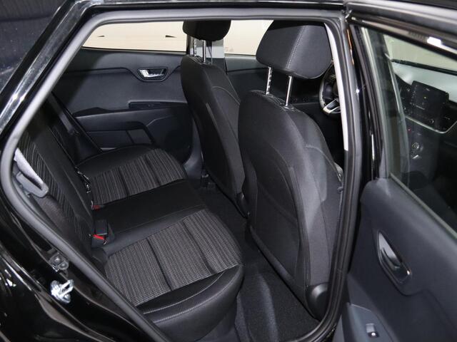 KIA Stonic 1.0 T-GDi MHEV DynamicLine | DIRECT UIT VOORRAAD LEVERBAAR!!! | Achteruit Camera | Climate Control | Apple Carplay/Android auto | Elektrische ramen | Cruise Control |