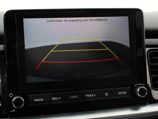 KIA Stonic 1.0 T-GDi 120pk DCT Prestige | Navigatie | Apple Carplay/Android Auto | Parkeersensor achter | Camera | Adaptive Cruise Control | Stoel-en stuurverwarming | Getinte ramen | Climatronic