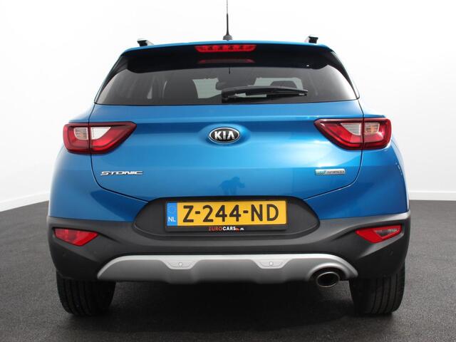 KIA Stonic 1.0 T-GDi 120pk DCT Prestige | Navigatie | Apple Carplay/Android Auto | Parkeersensor achter | Camera | Adaptive Cruise Control | Stoel-en stuurverwarming | Getinte ramen | Climatronic