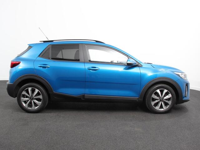 KIA Stonic 1.0 T-GDi 120pk DCT Prestige | Navigatie | Apple Carplay/Android Auto | Parkeersensor achter | Camera | Adaptive Cruise Control | Stoel-en stuurverwarming | Getinte ramen | Climatronic
