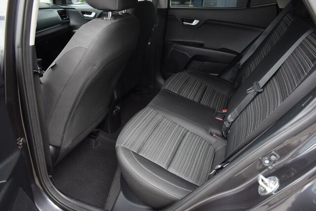 KIA Stonic 1.0 T-GDi/120pk DynamicPlusLine DCT7-Autom. | Navigatie | Camera | Cruise Control | PrivacyGlas | Keyless | Tot 10jr. Kia garantie