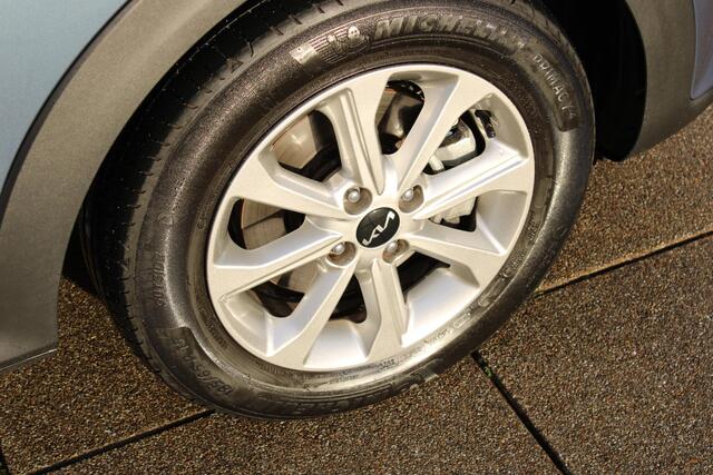 KIA Stonic 1.0 T-GDi MHEV DynamicLine Airco / Navigatie / Camera