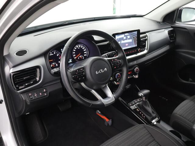 KIA Stonic 1.0 T-GDI MHEV | Navigatie | Parkeercamera | Stoelverwarming | Cruise Control |