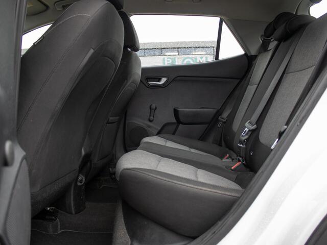 KIA Stonic 1.2 MPi ComfortPlusLine Navigator | Nederlandse dealer onderhouden auto | Navigatie | Achteruitrijcamera | Airco |