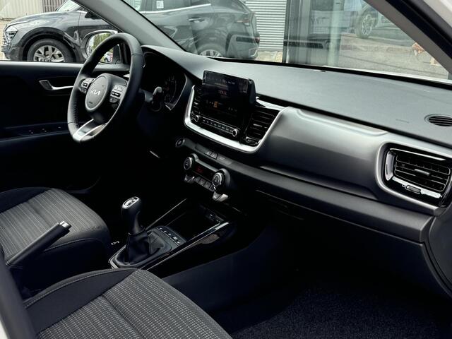 KIA Stonic 1.0 T-GDi MHEV DynamicPlusLine | Stoel/Stuurwielverwarming | Keyless | Navigatie | Achteruitrijcamera | Climate control
