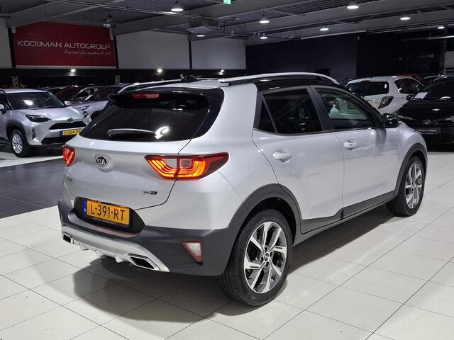 KIA Stonic 1.0 T-GDi MHEV GT-Line Stoel en stuur verwarming, Apple Carplay/Android Auto, Navigatie, Camera.