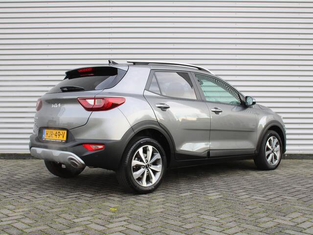 KIA Stonic 1.0 T-GDi MHEV DynamicPlusLine | Stuur-/stoelverwarming | Camera | Clima | Cruise | 16" LM | Navi | LED | Keyless |