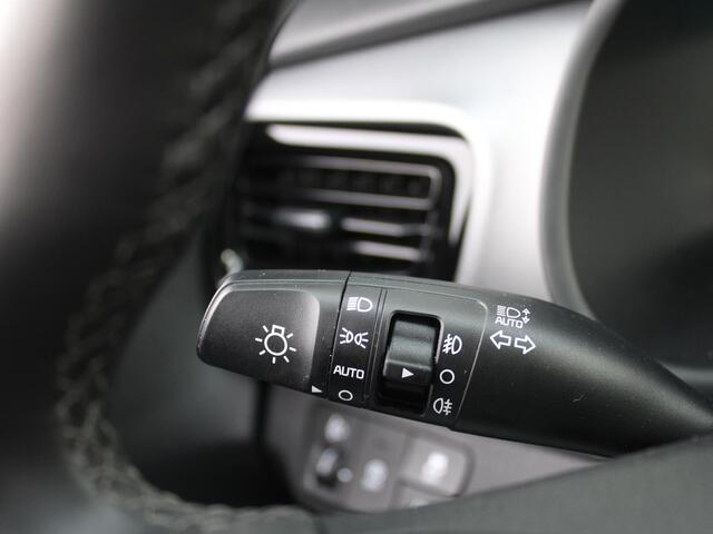 KIA Stonic 1.0 T-GDi MHEV DynamicPlusLine | Stuur-/stoelverwarming | Camera | Clima | Cruise | 16" LM | Navi | LED | Keyless |