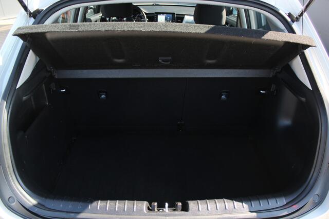 KIA Stonic 1.2 MPi ComfortPlusLine Navigator | incl. 12 maanden garantie | Navigatie | Achteruitrijcamera | Cruise control | Airco | Lichtmetalen velgen | DAB+ radio | Isofix | Parkeersensoren voor en achter |
