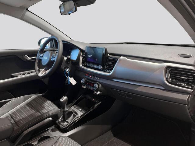 KIA Stonic 1.0 T-GDi MHEV DynamicLine | LED-koplampen | Cruisecontrol | Achteruitrijcamera | Dakrails | Lichtmetalen velgen |