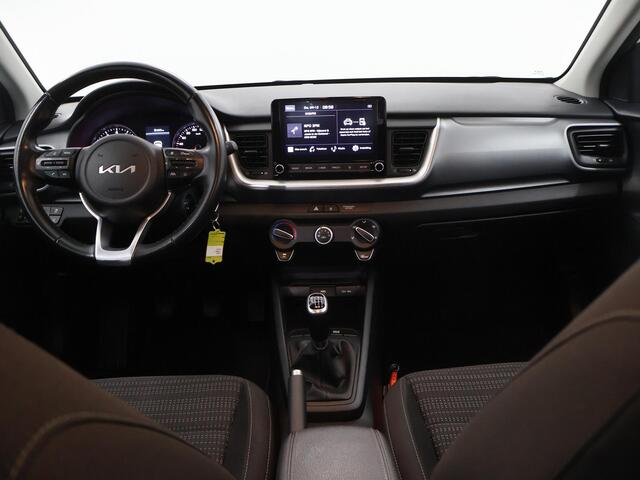 KIA Stonic 1.0 T-GDi MHEV DynamicLine | Navigatie | Parkeercamera | Apple Carplay/Android Auto | Airco | Cruise control |