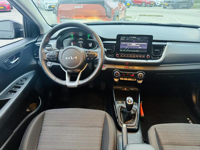 KIA Stonic 1.0 T-GDi MHEV DynamicPlusLine Keyless | Privacyglass | Clima | Cruise