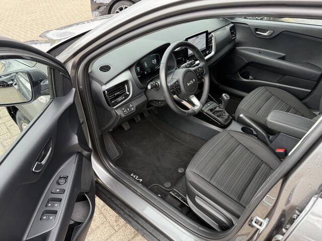 KIA Stonic 1.0 T-GDi MHEV DynamicLine NAVI + CAMERA
