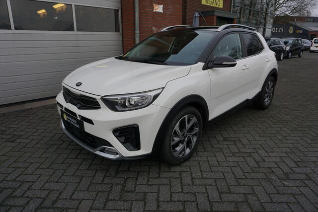 KIA Stonic 1.0 T-GDi MHEV GT-Line CAMERA - APPLE CARPLAY - ANDROID - PARKEERSENSOREN - HALF LEDER - 17 INCH LMV - NAVI - RIJSTROOKSENSOR - PRIVACYGLAS - AUT. VERLICHTING - PERFECTE STAAT