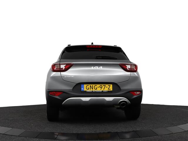 KIA Stonic 1.0 T-GDi MHEV DynamicPlusLine Apple Carplay/Android Auto - Cruise Control - Climate Control - Navigatie - Stuur/Stoel Verwarming - Fabrieksgarantie tot 10-2031