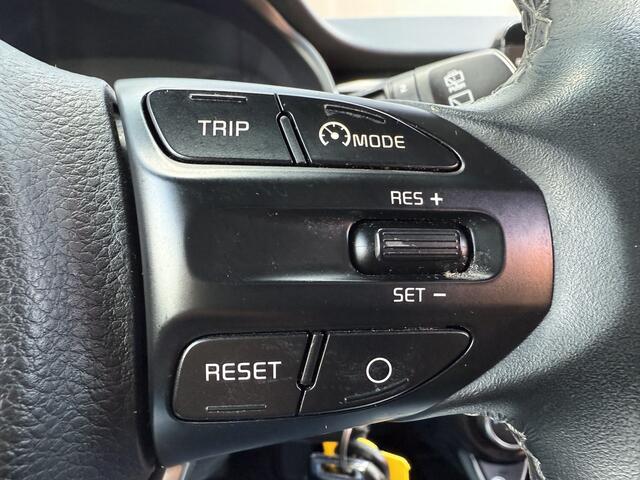 KIA Stonic BWJ 2019 1.4 MPi 100 PK Dynamic Plus Line AUTOMAAT | APPLE CARPLAY | ANDROID AUTO | NAVI | CLIMA | CRUISE | LMV | PDC