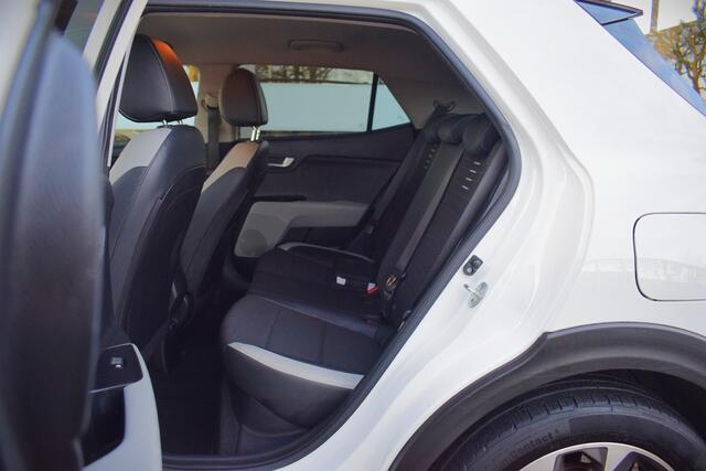 KIA Stonic 1.0 T-GDi Sports Edition CARPLAY NAV CAM LMV PDC