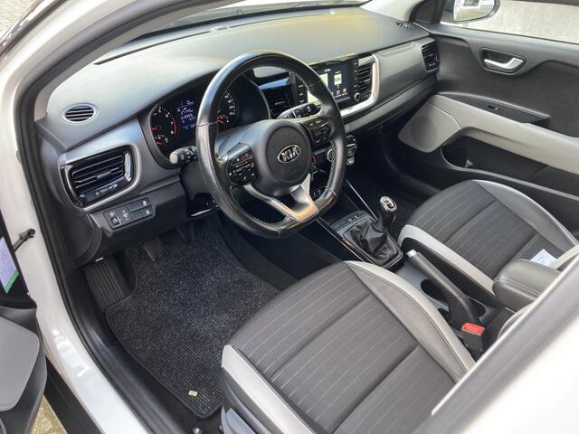 KIA Stonic 1.0 T-GDi Sports Edition Two-Tone Navi