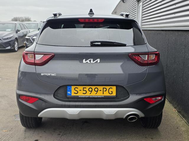 KIA Stonic 1.0 T-GDi MHEV DynamicPlusLine Navigatie, Apple CarPlay/Android Auto, achteruitrij camera, keyless, parkeersensoren, cruise control adaptief en stuurhulp