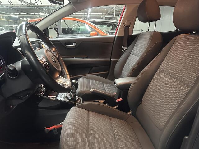 KIA Stonic 1.0 T-GDi DynamicPlusLine Luxe uitvoering | Kia Stonic 1.0 T-GDi DynamicPlusLine 1.0 T-GDi DynamicPlusLine Luxe uitvoering |