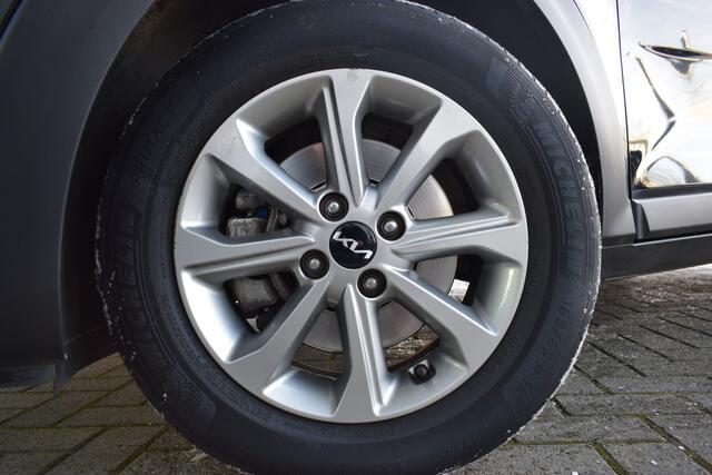 KIA Stonic 1.0 T-GDi MHEV DynamicLine Airco | Cruise Control | Achteruitrijcamera | 10 jr. Garantie t/m 28-02-2032