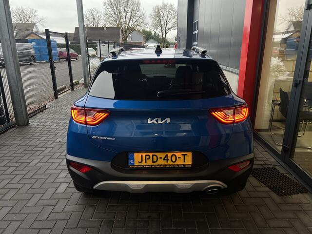 KIA Stonic 1.0 T-GDi MHEV DynamicPlusLine | Volleder | Schuifdak | Stoel- & Stuurverwarming