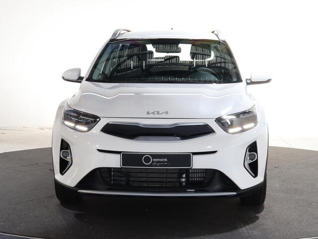 KIA Stonic 1.0 T-GDi MHEV DynamicLine | LED-koplampen | Cruisecontrol | Achteruitrijcamera | Dakrails | lichtmetalen velgen |