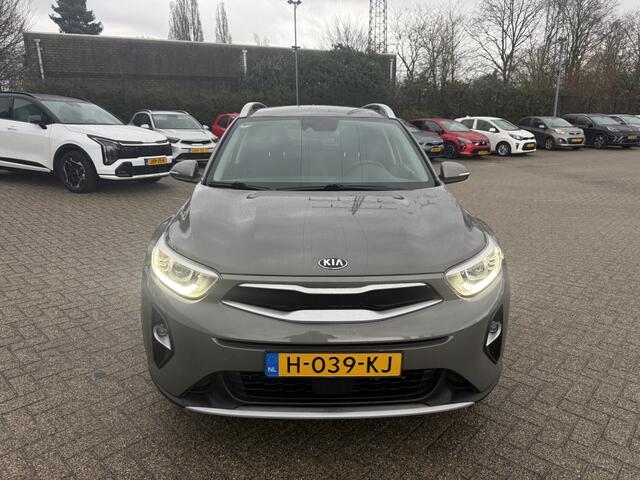 KIA Stonic 1.0 T-GDi 120PK DynamicPlusLine Navi + Camera - ZEER COMPLEET