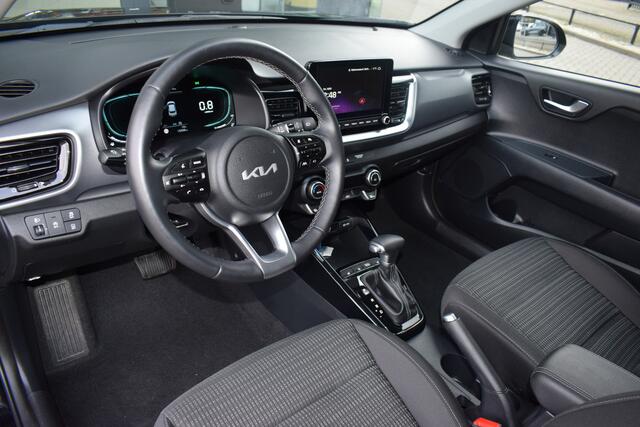 KIA Stonic 1.0 T-GDi MHEV DynamicPlusLine | Navigatie | Camera | Stoelverwarming |