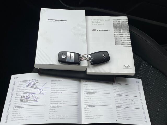 KIA Stonic 1.0 T-GDi MHEV DynamicPlusLine Automaat Navigatie, Climate Control, Cruise Control, Keyless Entry, 16"Lm, Achteruitrijcamera