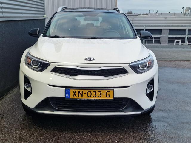 KIA Stonic 1.0 T-GDi DynamicLine Trekhaak, Nieuw geleverd en dealeronderhouden, Navigatie, Achteruitrijcamera, LMV, Cruise control