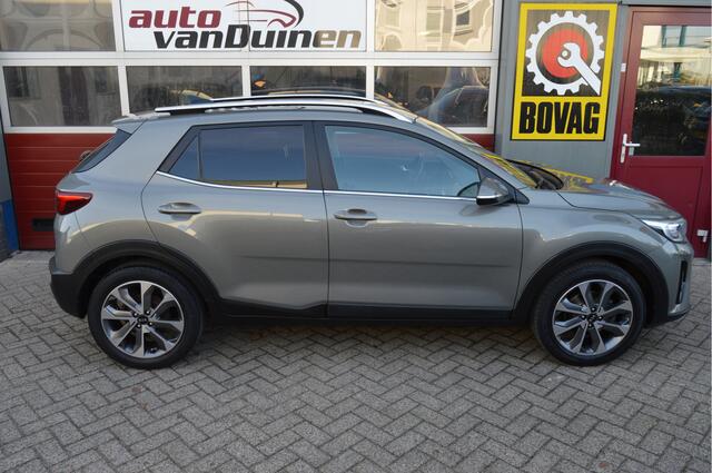 KIA Stonic 1.4 MPi O.a: Clima, Cruise, Navi, Camera, Carplay, Rijklaar, Etc. All-in prijs!