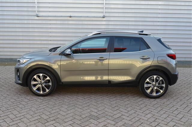 KIA Stonic 1.4 MPi O.a: Clima, Cruise, Navi, Camera, Carplay, Rijklaar, Etc. All-in prijs!