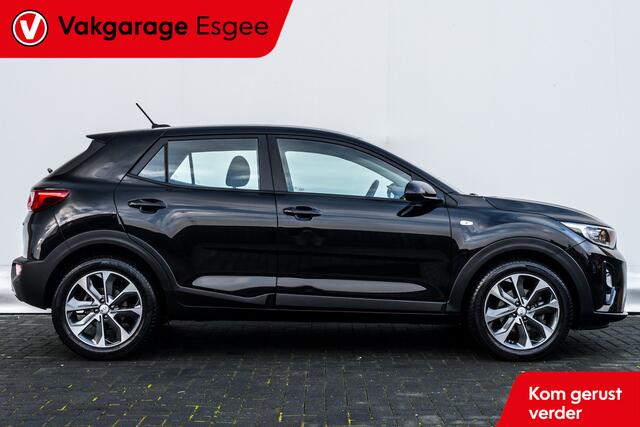 KIA Stonic 1.0 T-GDi ComfortPlusLine Navigator | Hoge Zit | Dealer Onderh | Camera | Clima | | Pdc | Cruise | LMV 17 inch | Led | Apple - Android | 2 eign | DAB Audio |