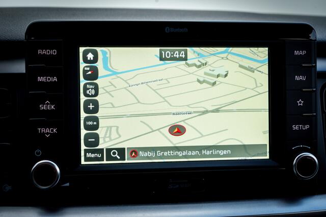 KIA Stonic 1.0 T-GDi ComfortPlusLine Navigator | Hoge Zit | Dealer Onderh | Camera | Clima | | Pdc | Cruise | LMV 17 inch | Led | Apple - Android | 2 eign | DAB Audio |