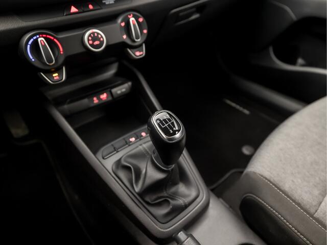 KIA Stonic 1.0 T-GDi DynamicLine (APPLE CARPLAY, NAVIGATIE, CAMERA, SPORTSTOELEN, LM VELGEN, CRUISE, PARKEERSENSOREN, NIEUWSTAAT)