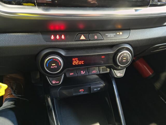 KIA Stonic 1.0 T-GDi MHEV 100 pk ComfortLine | Navi | Clima | Cruise | Camera | Apple Carplay | 16" | Zeer zuinig | 4 seiz. banden