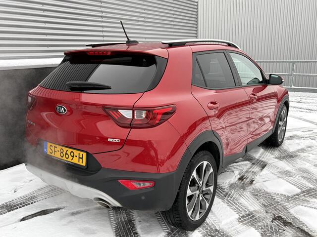 KIA Stonic 1.0 T-GDi DynamicLine Nieuw geleverd, 1e eign. Dealeronderhouden, Navigatie, Smart Key, Achteruitrijcamera, Cruise control, Climate control