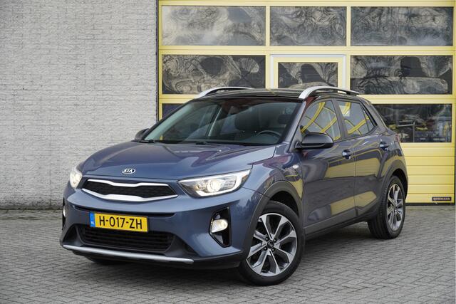 KIA Stonic 1.0 T-GDi DynamicLine BJ2020 Lmv 17" | Led | Pdc | Navi | Achteruitrijcamera | Airco | Cruise control | Getint glas