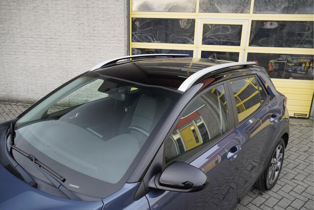 KIA Stonic 1.0 T-GDi DynamicLine BJ2020 Lmv 17" | Led | Pdc | Navi | Achteruitrijcamera | Airco | Cruise control | Getint glas