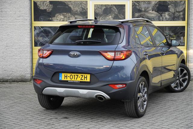KIA Stonic 1.0 T-GDi DynamicLine BJ2020 Lmv 17" | Led | Pdc | Navi | Achteruitrijcamera | Airco | Cruise control | Getint glas