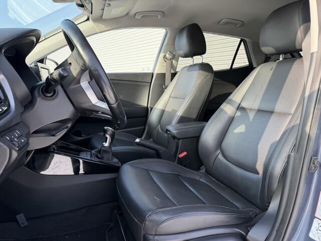 KIA Stonic 1.0 T-GDi ExecutiveLine | Nieuw Binnen! | Trekhaak | Leder | Lane assist | Stuurverwaming