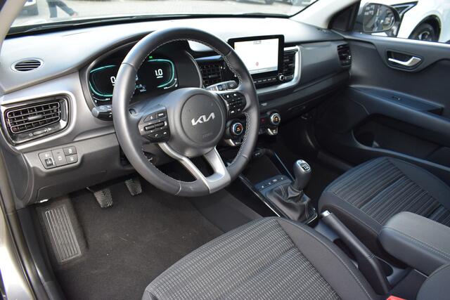 KIA Stonic 1.0 T-GDi MHEV DynamicPlusLine | Stoelverwarming | Climate Control | Keyless | Tot 10jr. Garantie |
